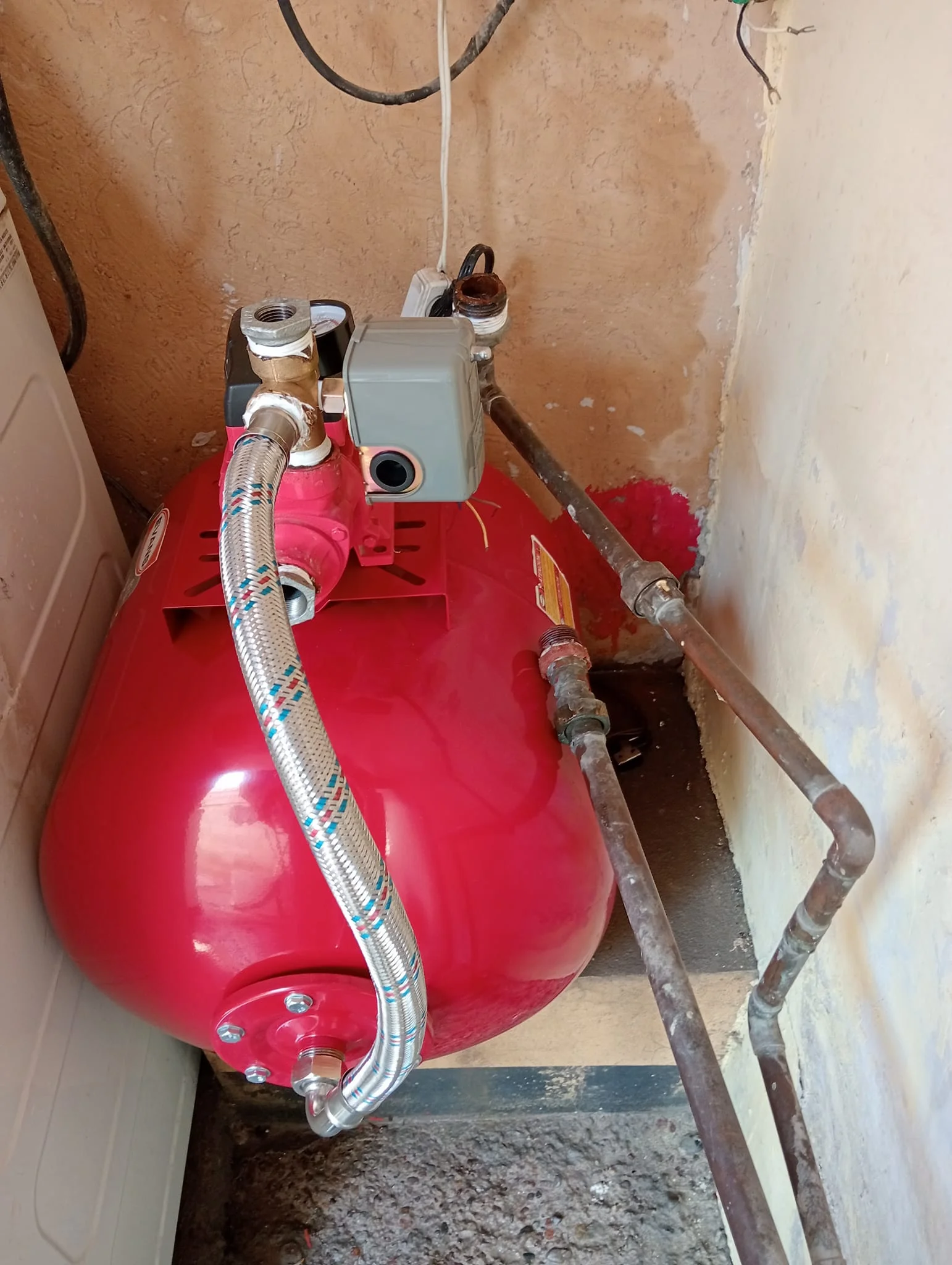 hidroneumatico-instalacion-nueva-pieza