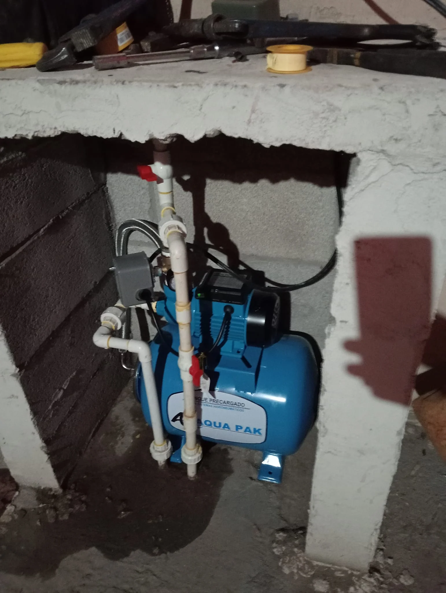 hidroneumatico-instalacion-reparacion-nuevos-tubos