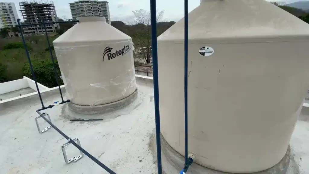 Instalación de tinaco en Puebla